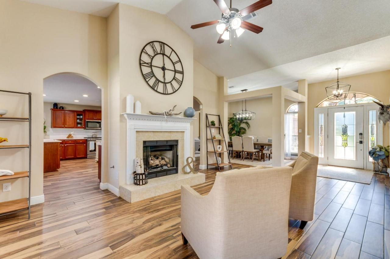 With Private Lanai, 9 Mi To Downtown! Holiday home *