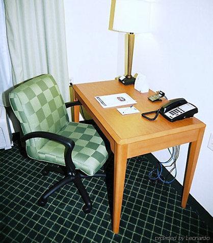 Fairfield & By Marriott