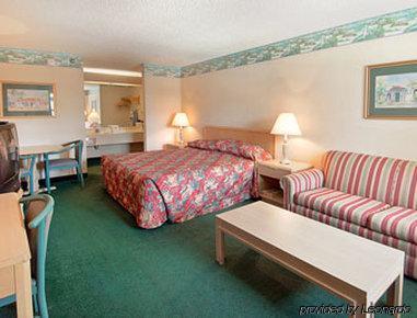 Super 8 By Wyndham Bradenton Area Motel 2*