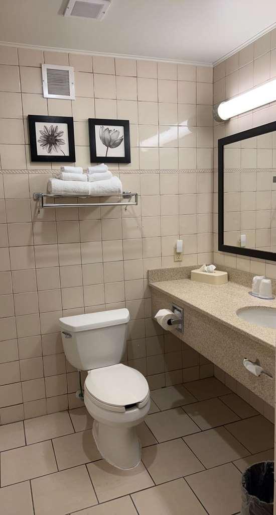 Hotel Surestay By Western Vero