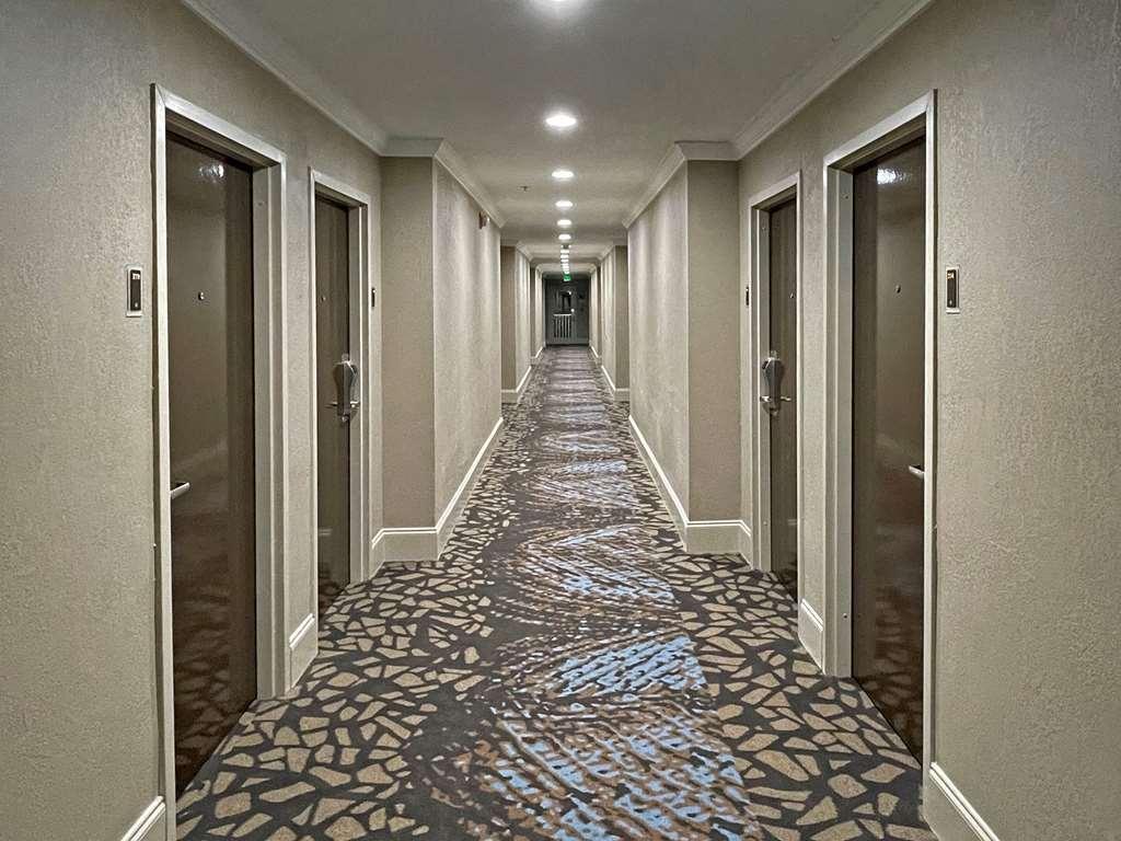 Sleep & - Destin Hotel