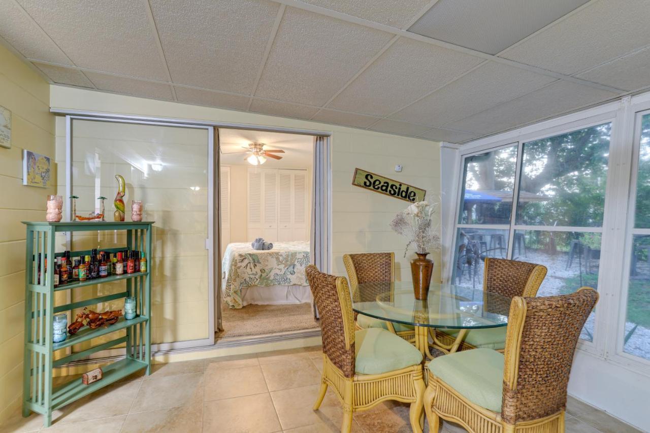 St Petersburg With Yard And Grill 2 Mi To Beach! Holiday home *