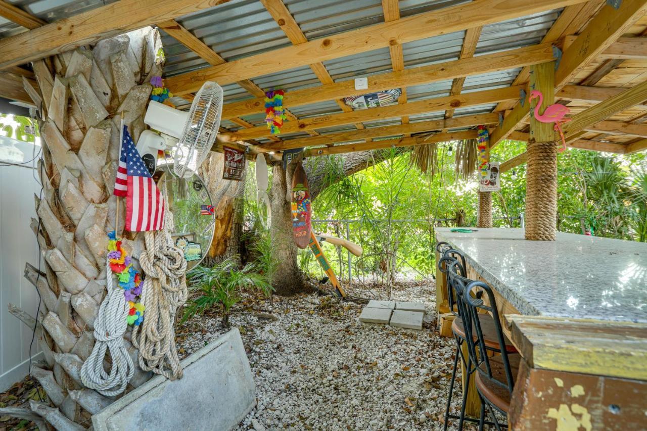 St Petersburg With Yard And Grill 2 Mi To Beach! Holiday home Redington Shores