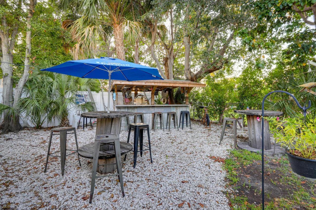 St Petersburg With Yard And Grill 2 Mi To Beach! Holiday home Redington Shores