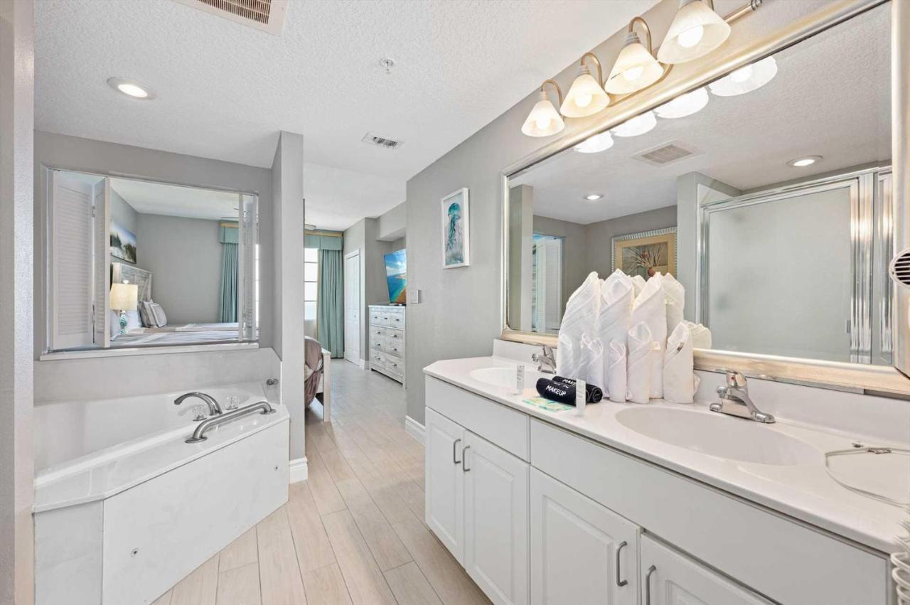 Luxury 20th Floor 2 Bedroom Direct Oceanfront Daytona | 2027 Holiday home