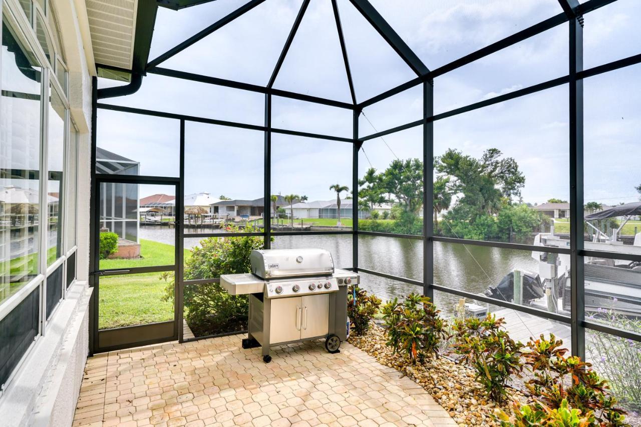 With Pool, Dock And Gulf Access! Holiday home