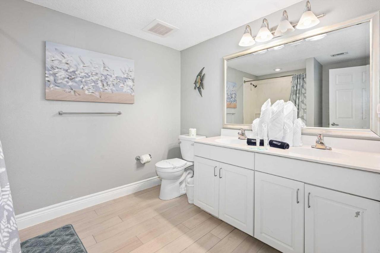 Luxury 20th Floor 2 Bedroom Direct Oceanfront Daytona | 2027 Holiday home *