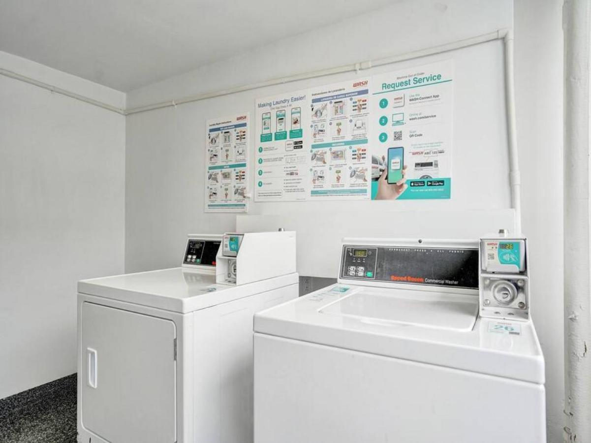 Apartment High Floor Beachfront Service 1509 Miami Beach