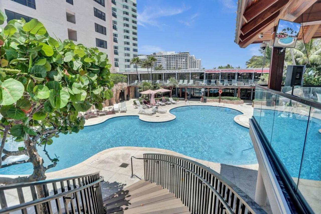 Apartment High Floor Beachfront Service 1509 *