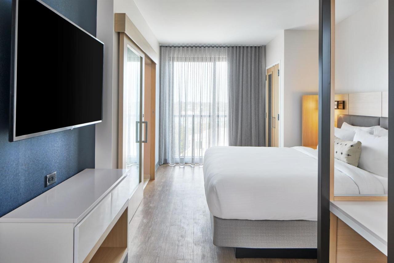 Springhill By Marriott Jacksonville Oceanfront Hotel 3*