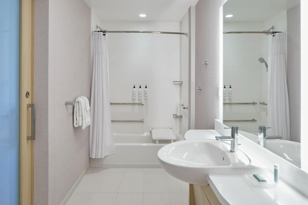 Hotel Springhill By Marriott Jacksonville Oceanfront Jacksonville Beach