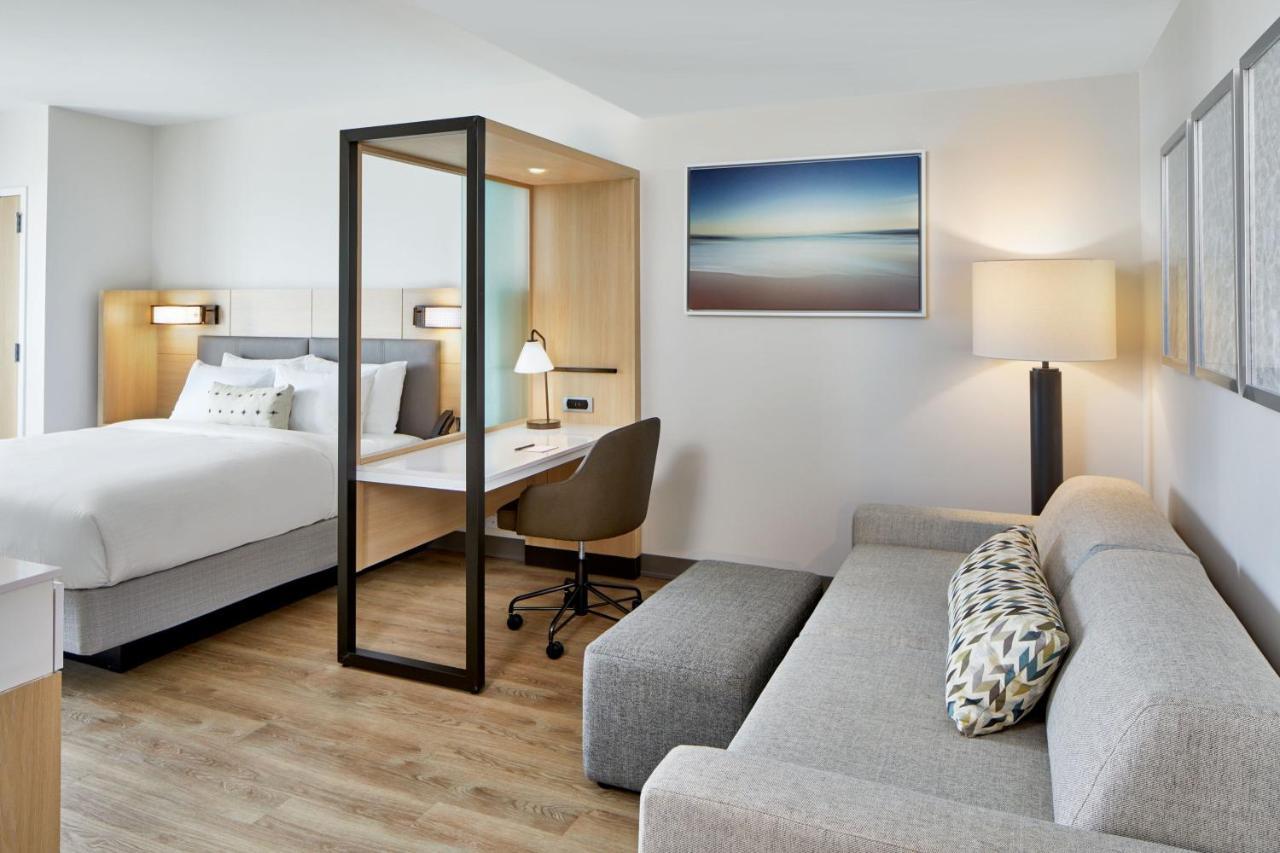 Springhill By Marriott Jacksonville Oceanfront Hotel 3*