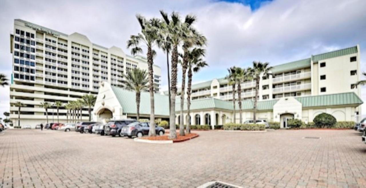 Sunkissed-modern Oceanfront Daytona