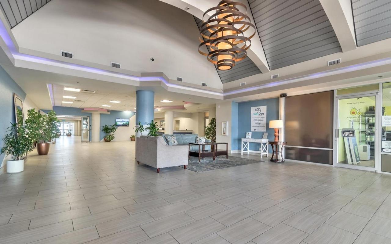 Sunkissed-modern Oceanfront Daytona *