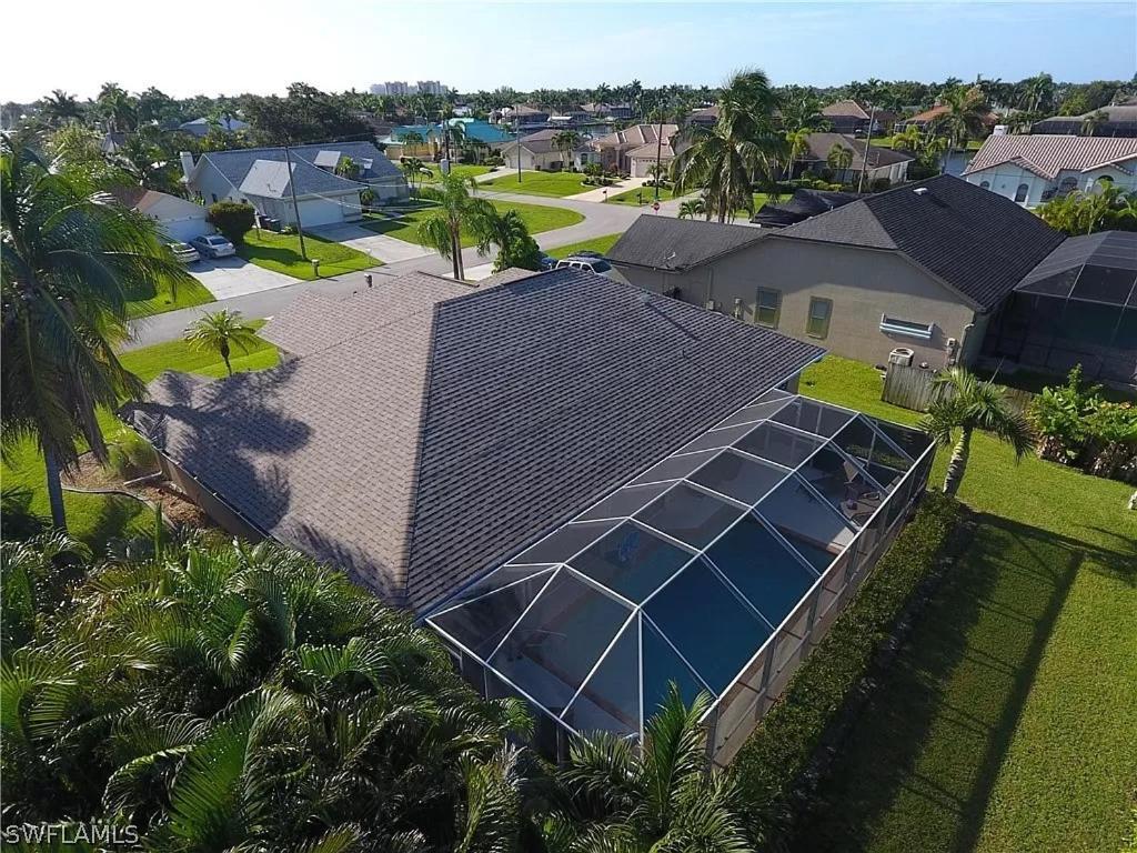 New Listing - Cshells 3beds/2 Baths Heated Pool With Perfect South-western Exposure * Cape Coral