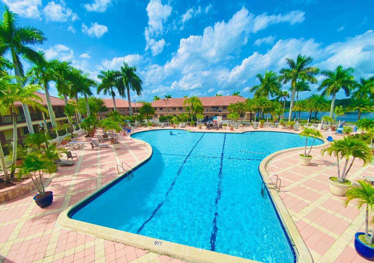 Hotel Royal *