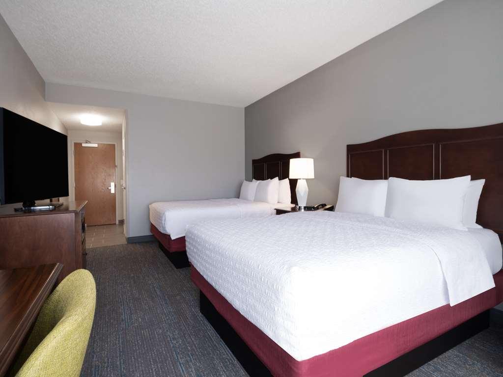 Hotel Hampton Deerfield 3*