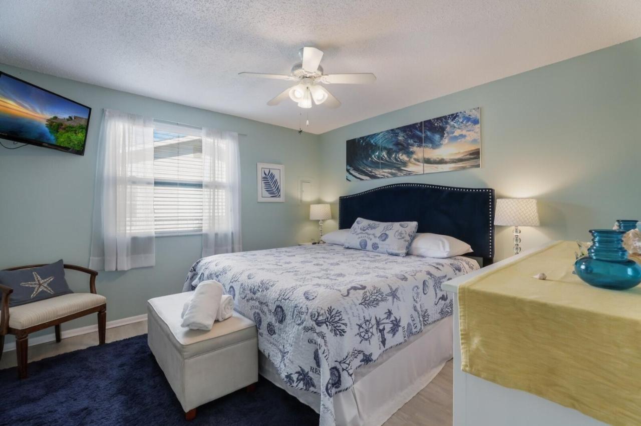Breeze Hideaway * Holmes Beach