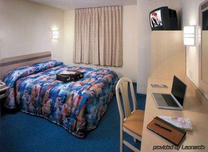 Knights Hotel