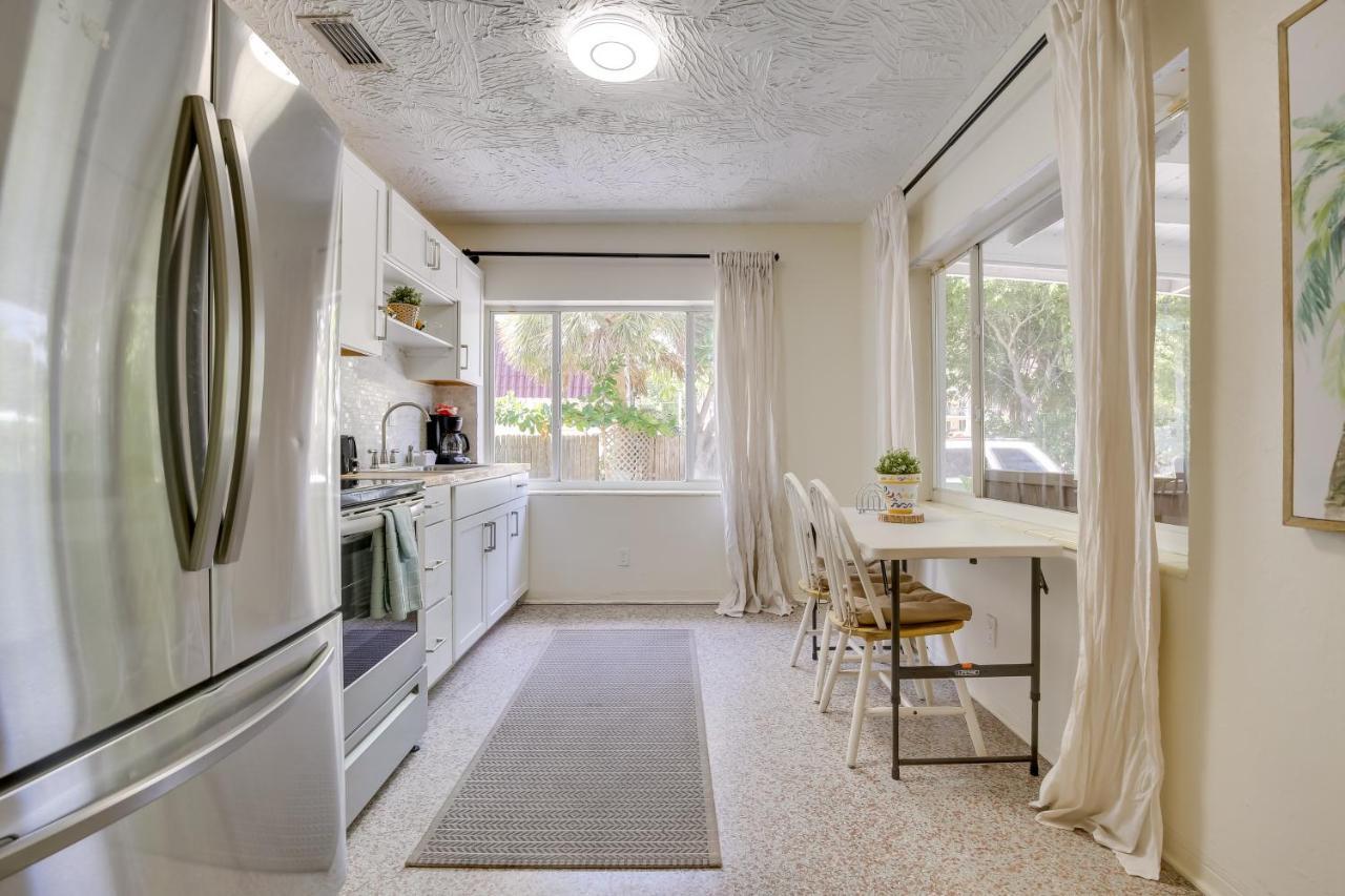 Chic Deerfield - Walk To Beach! * Deerfield Beach