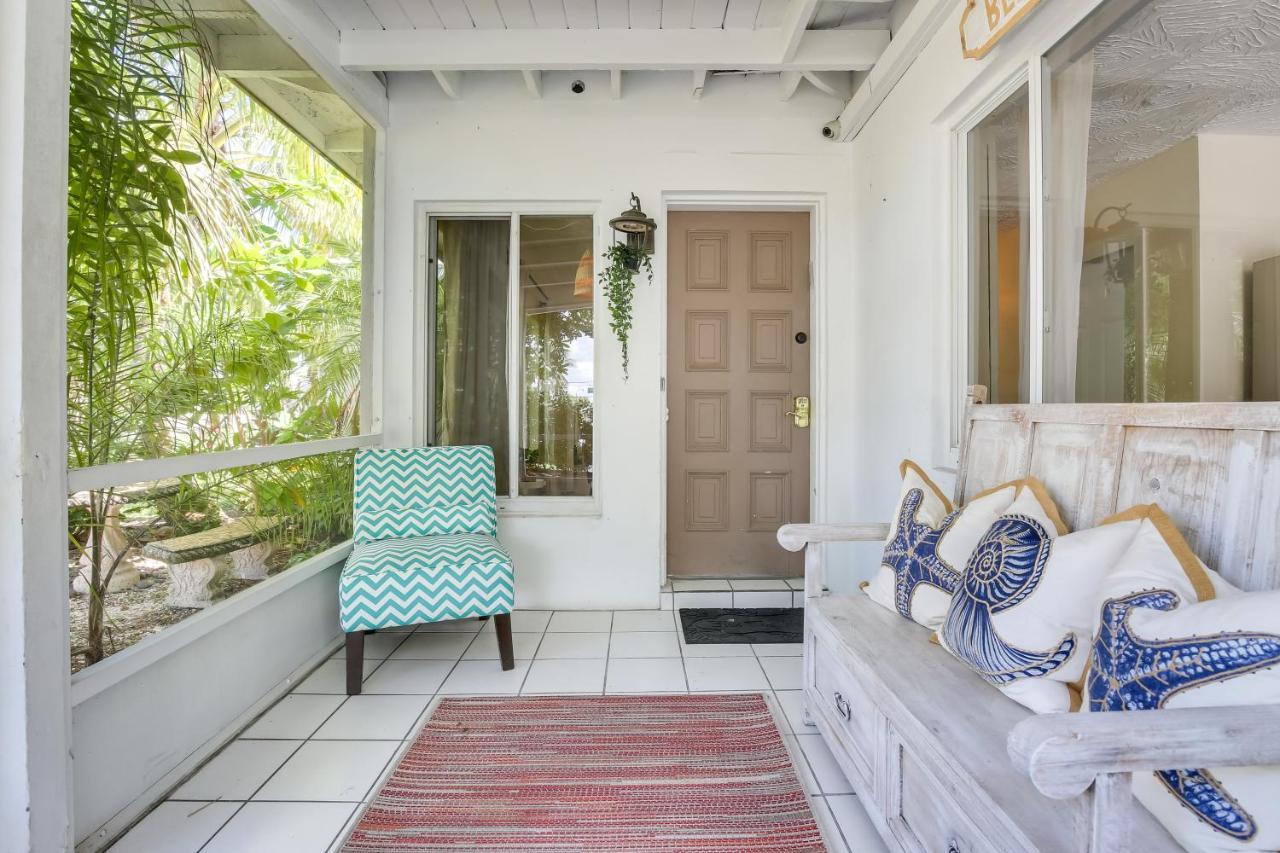 Holiday home Chic Deerfield - Walk To Beach!