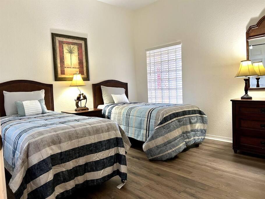 Apartment 9055 Gem Condo-3 Bed/2ba