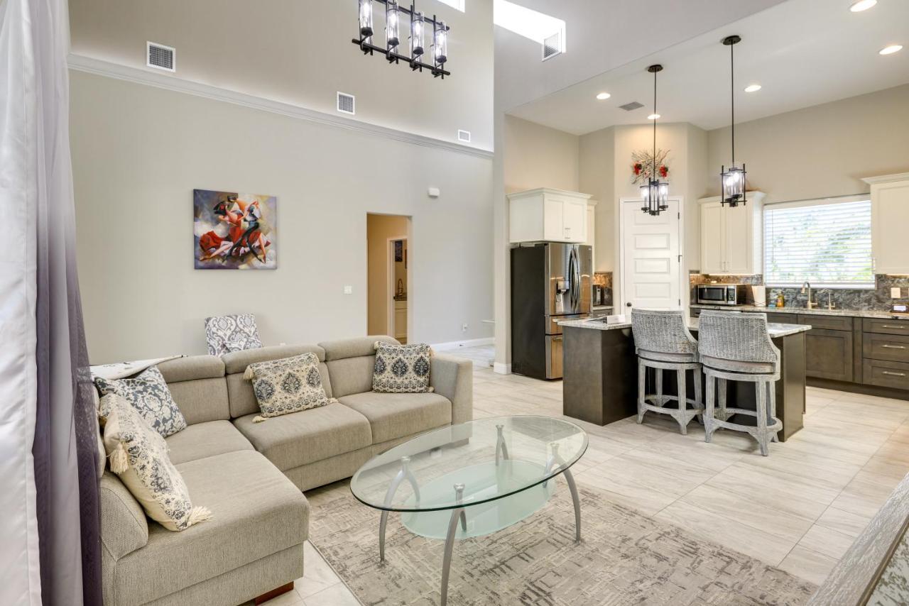 Paradise Pool, And Outdoor Kitchen Palm Coast