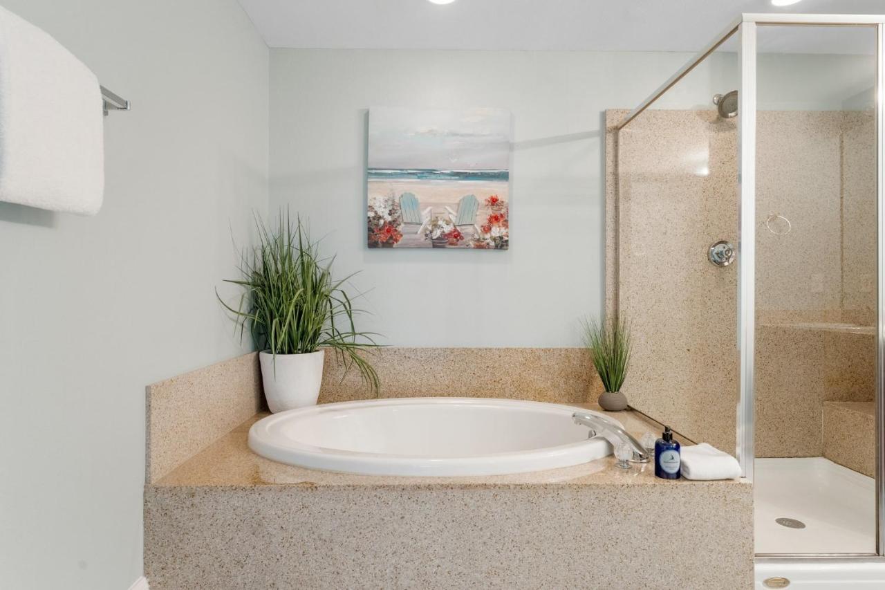 Laketown Wharf #1612 By Nautical Holiday home Panama City Beach