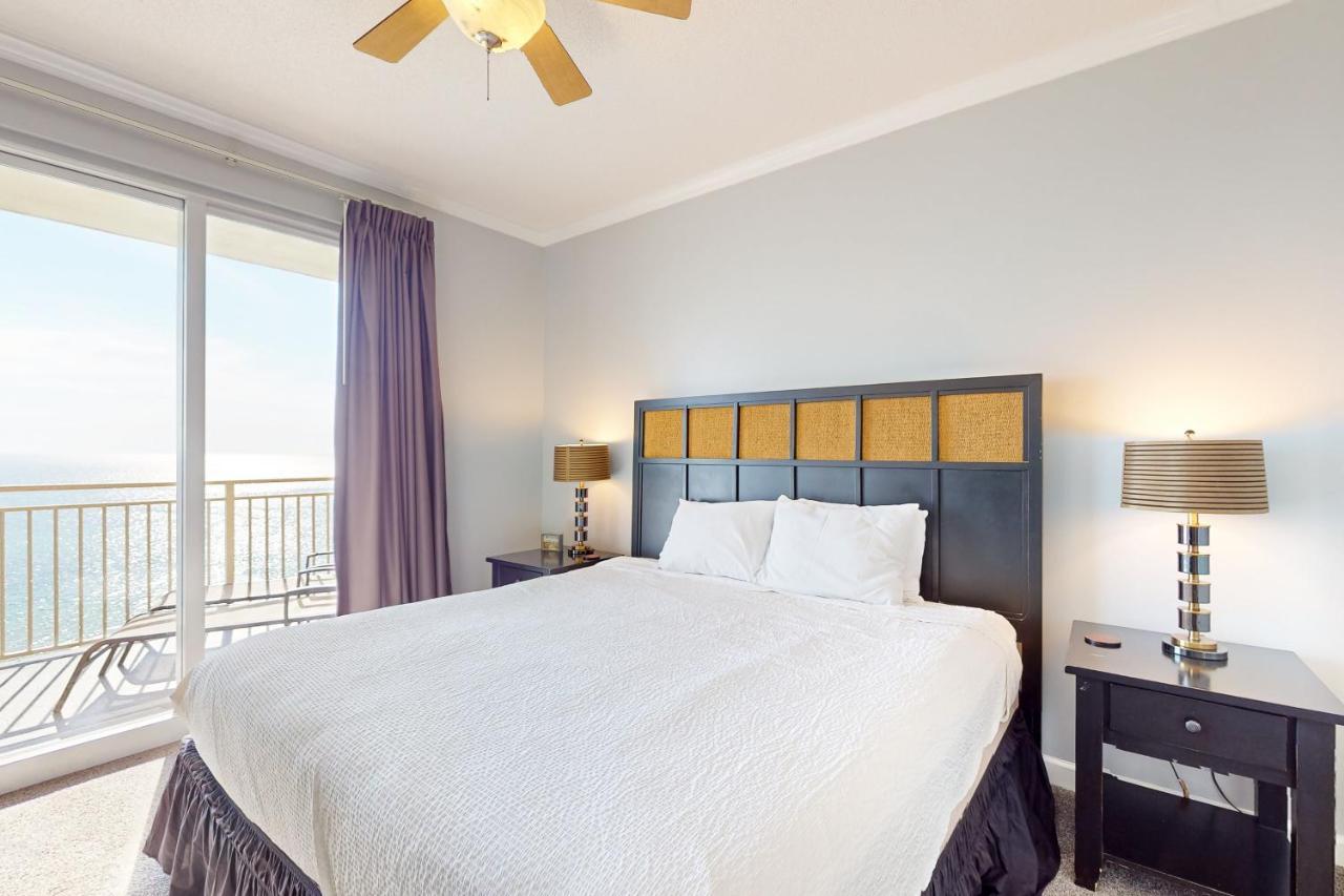 Sterling Reef 801 Apartment