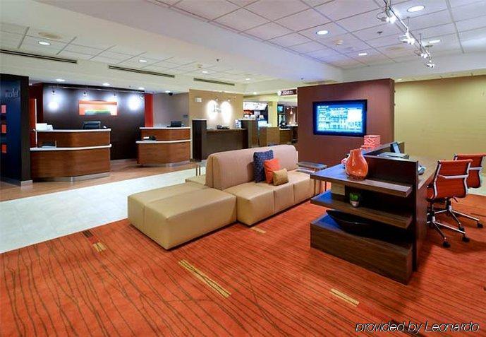 Courtyard By Marriott Orlando Mary North Heathrow