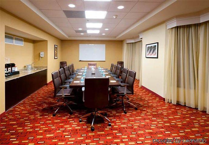 Courtyard By Marriott Orlando Mary North 3*