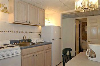 Desert And Suites Hotel 3*