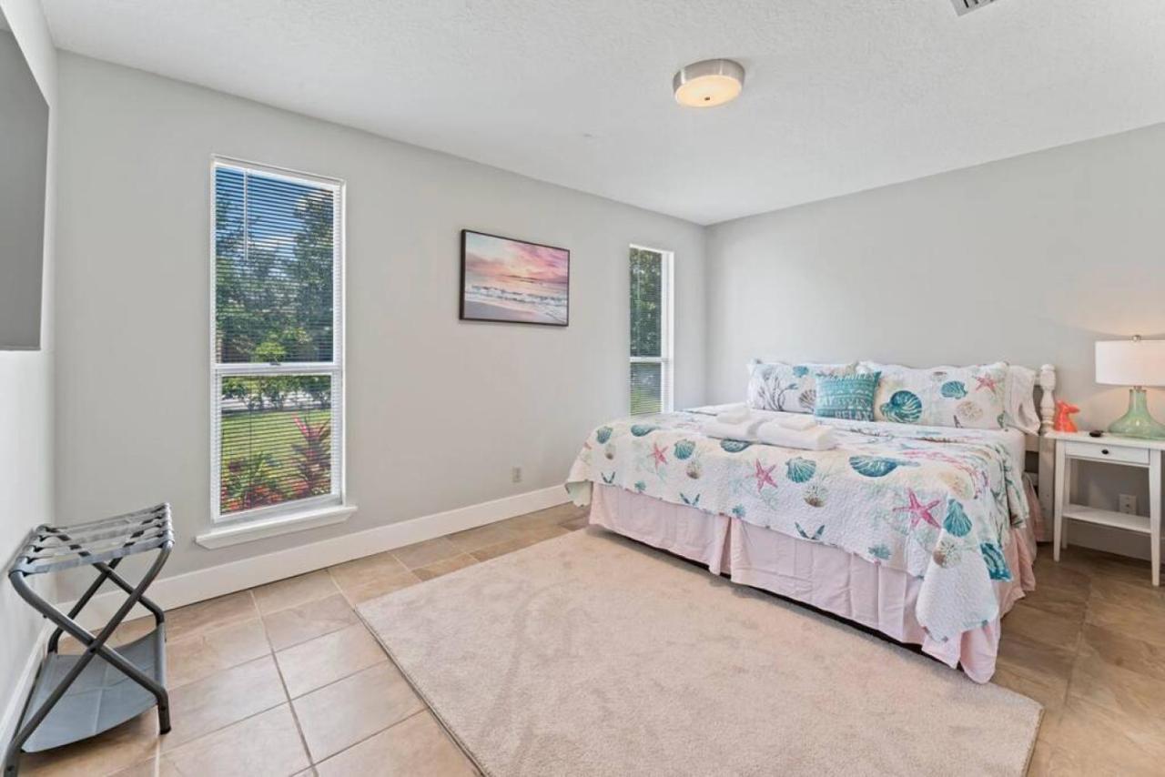 Saltwater Oasis - Large Pool Holiday home