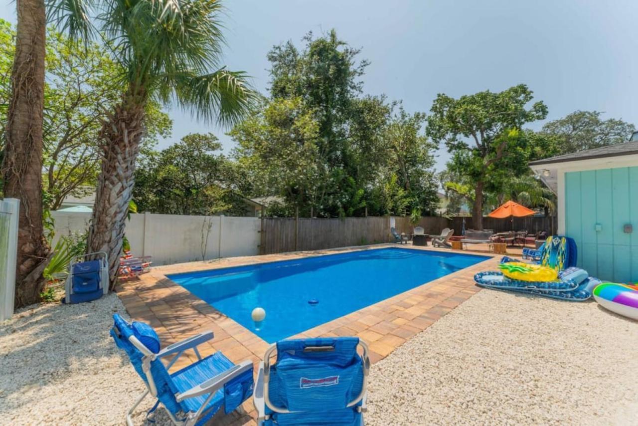 Saltwater Oasis - Large Pool *
