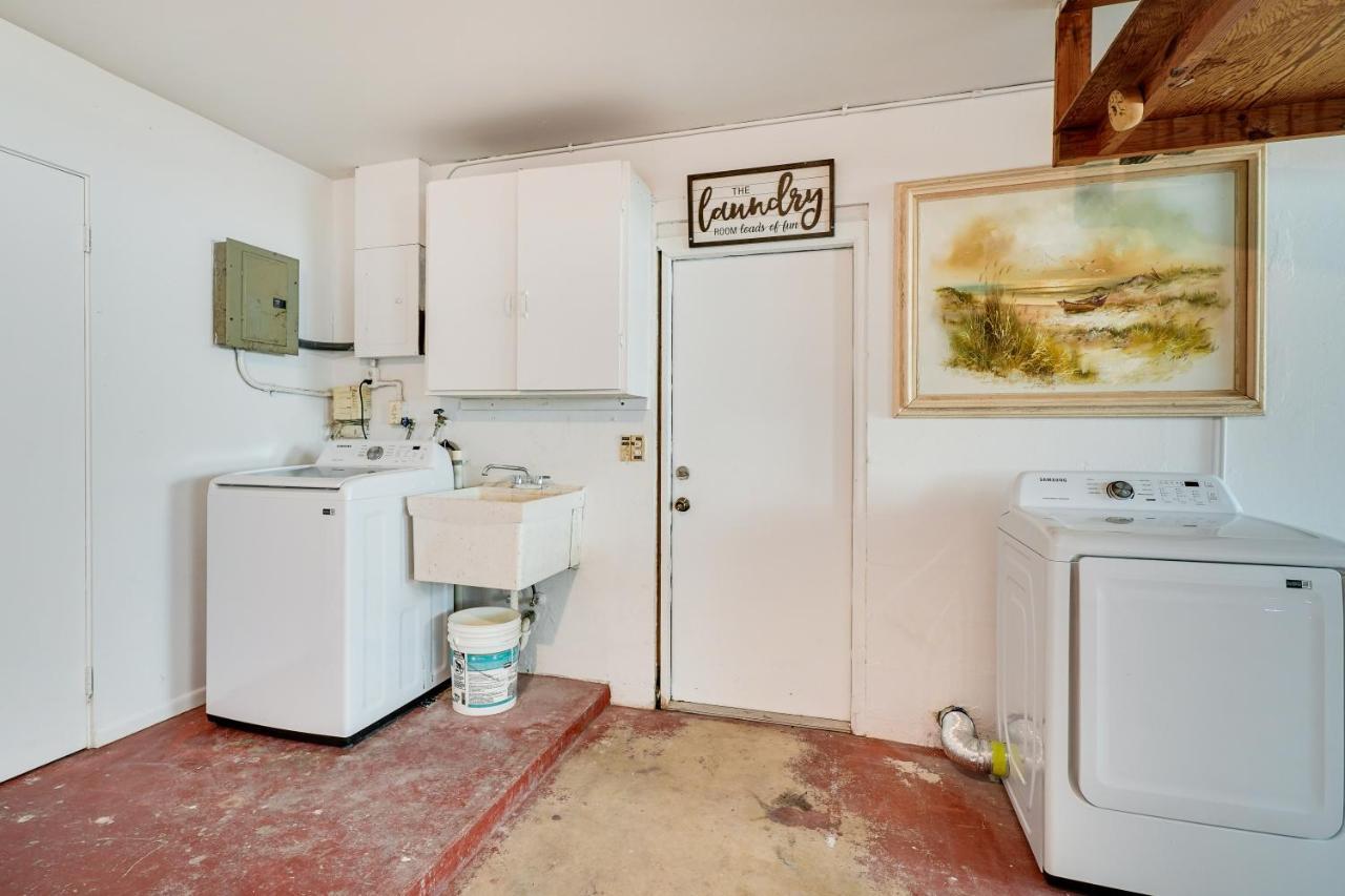 Holiday home Pet-friendly - 4 Mi To Beach! Englewood