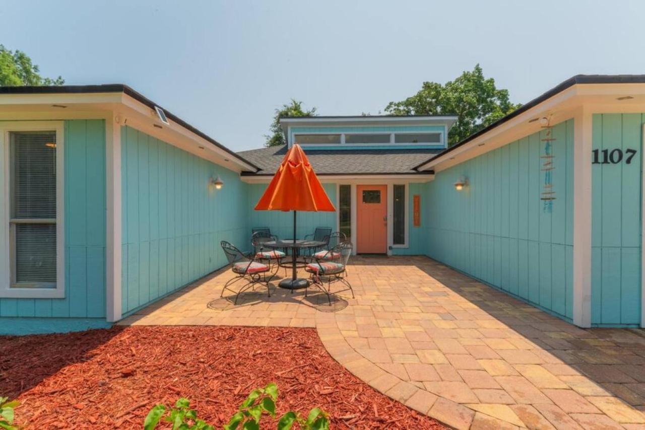 Saltwater Oasis - Large Pool Holiday home