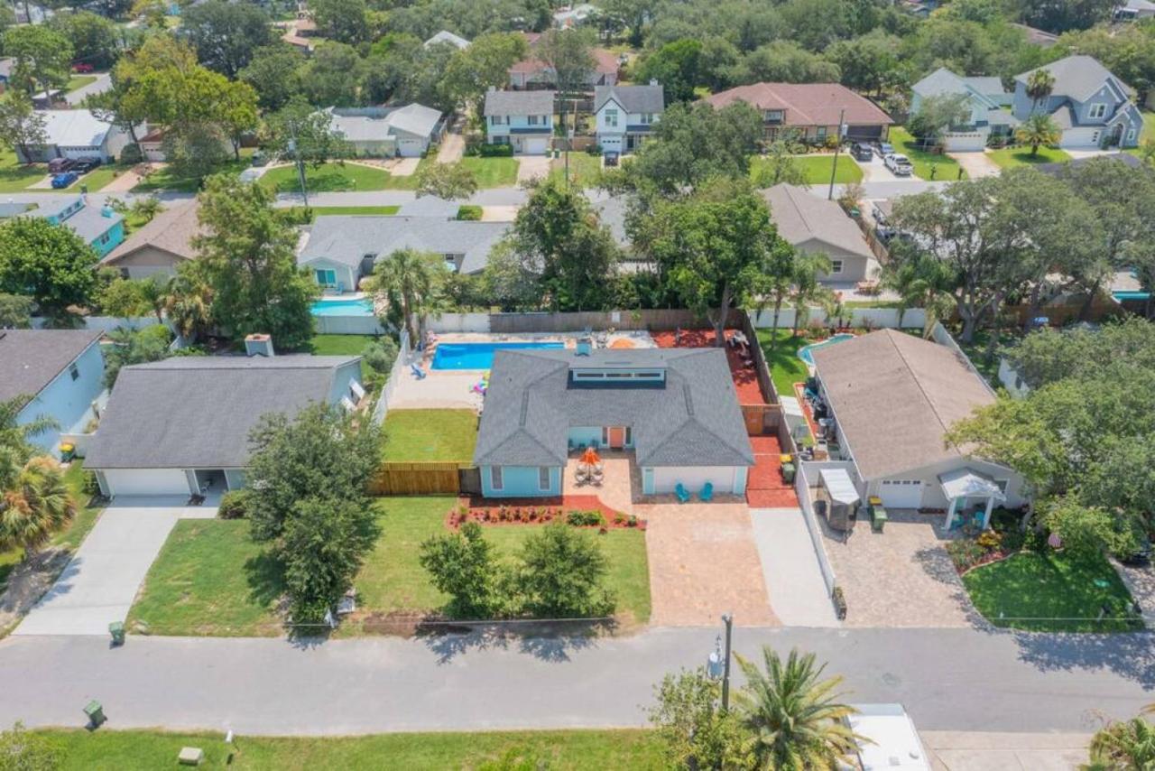 Saltwater Oasis - Large Pool Holiday home *