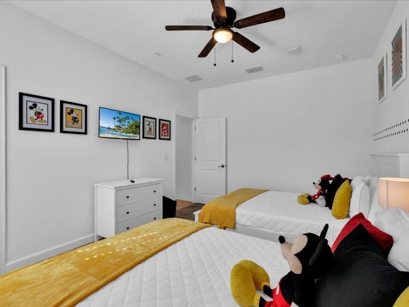 Stunning Themed 3br W- Free Amenities Holiday home Kissimmee