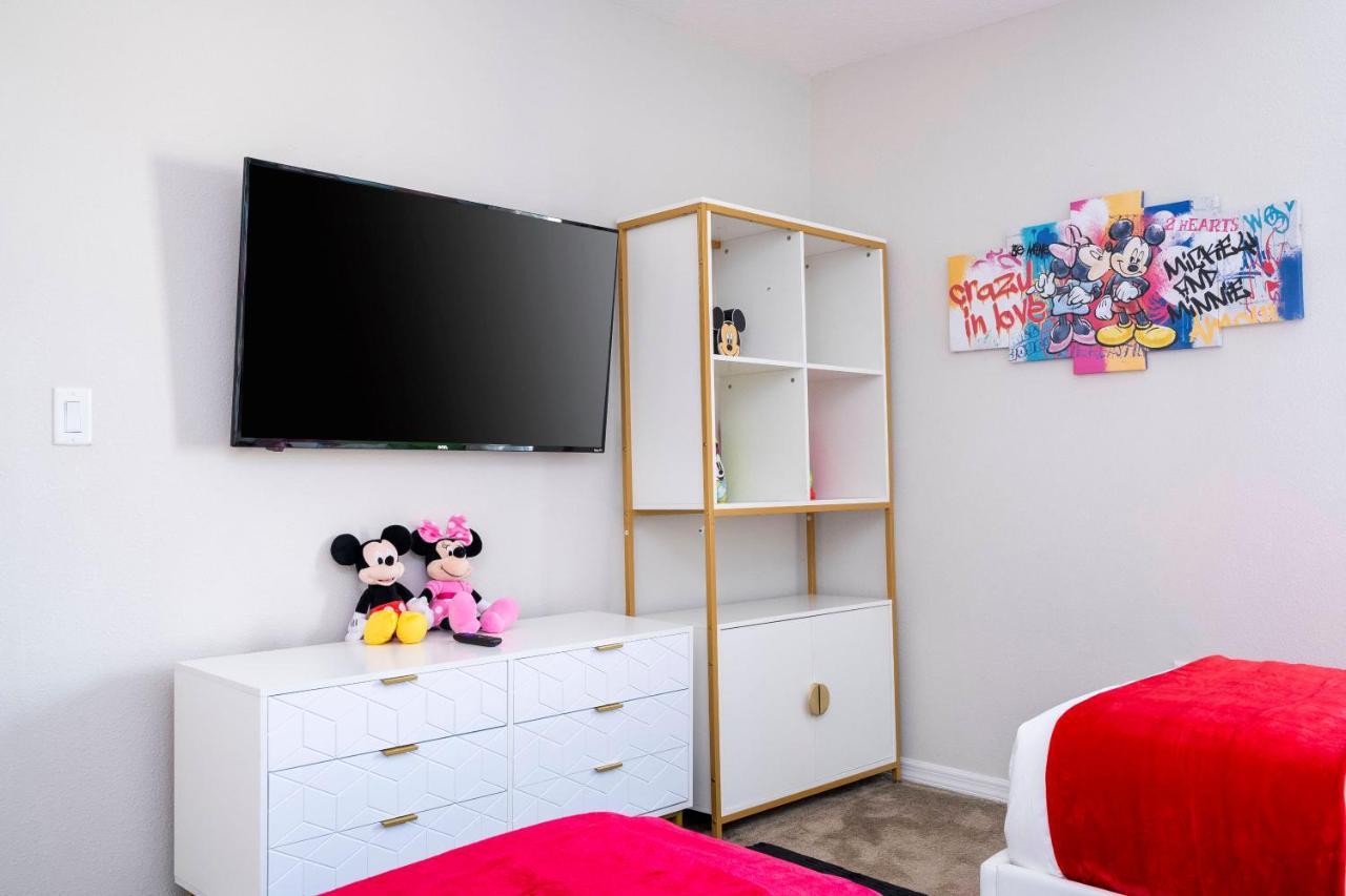 Amazing 3bd And 25bh 8 Miles From Disney *