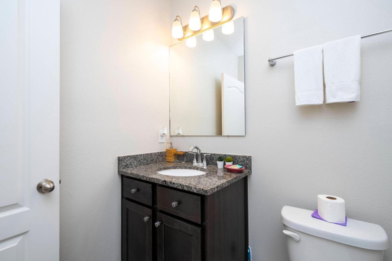 Amazing 3bd And 25bh 8 Miles From Disney *