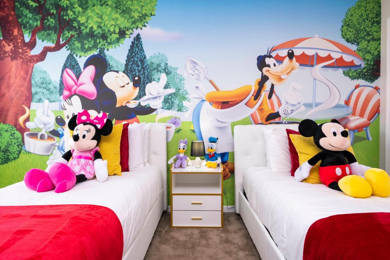 Amazing 3bd And 25bh 8 Miles From Disney