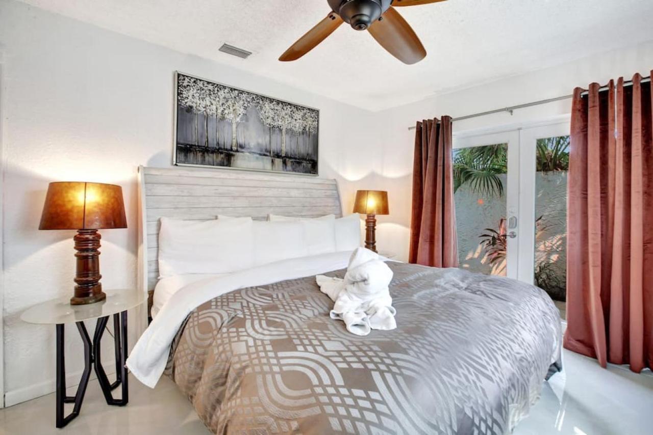 Wilton On The Water Courtyard And Heated Pool Holiday home