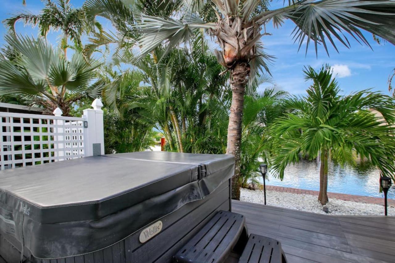 Wilton On The Water Courtyard And Heated Pool Holiday home