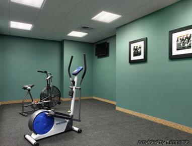 & Suites-i-95 Hotel