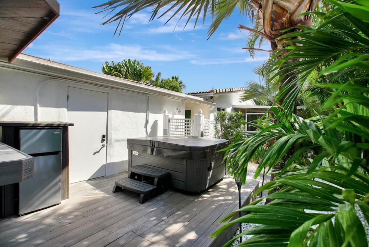 Wilton On The Water Courtyard And Heated Pool Holiday home *