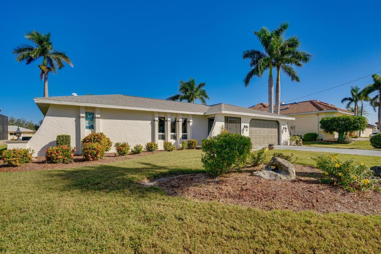 Waterfront With Private Pool!