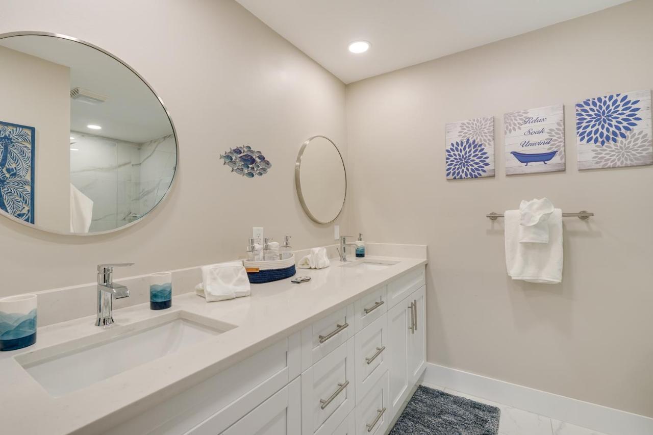 Holiday home Waterfront With Private Pool! Cape Coral