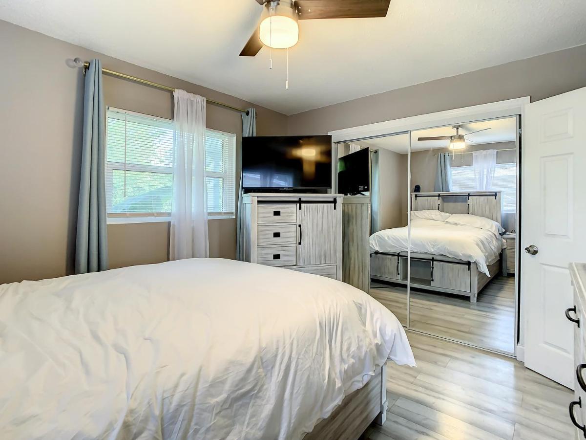 Ami, Img, Dogsitting, Boats, Snorkeling, Fishing, Beach, Bikes, Golf, Hottub, Bbq, Srq Holiday home *