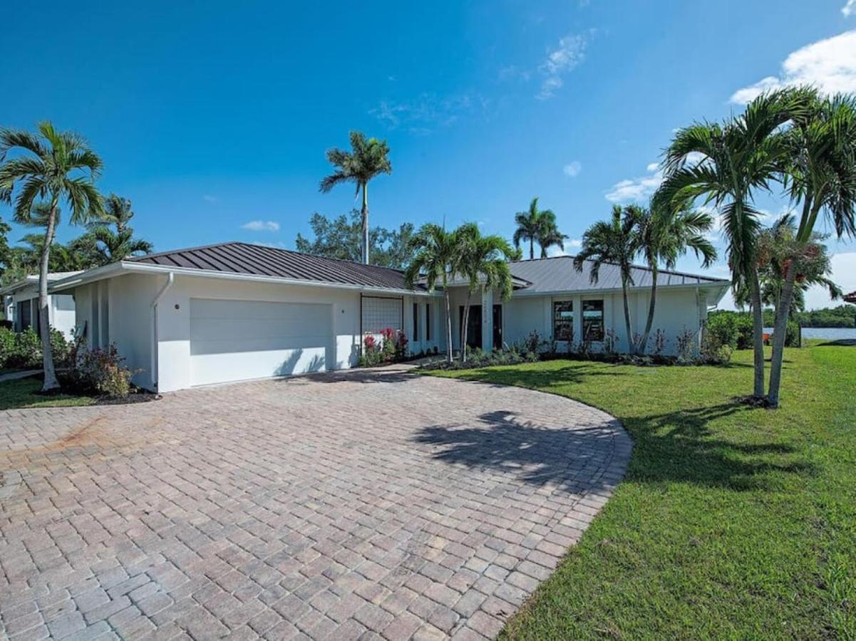 Secluded Bayfront Haven *