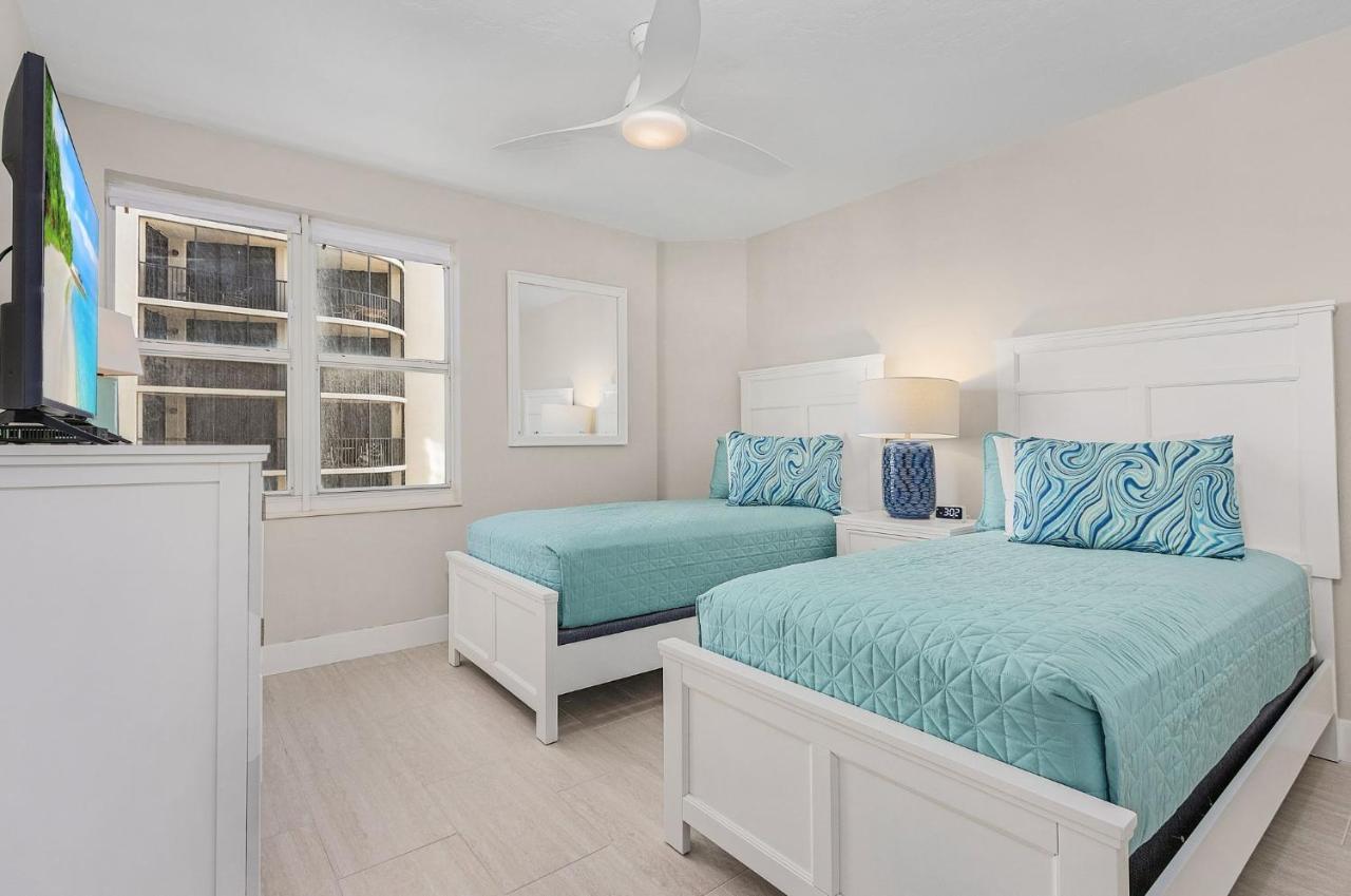 50 Shades Of White - Gullwing #805 - 6620 Estero Blvd Apartment